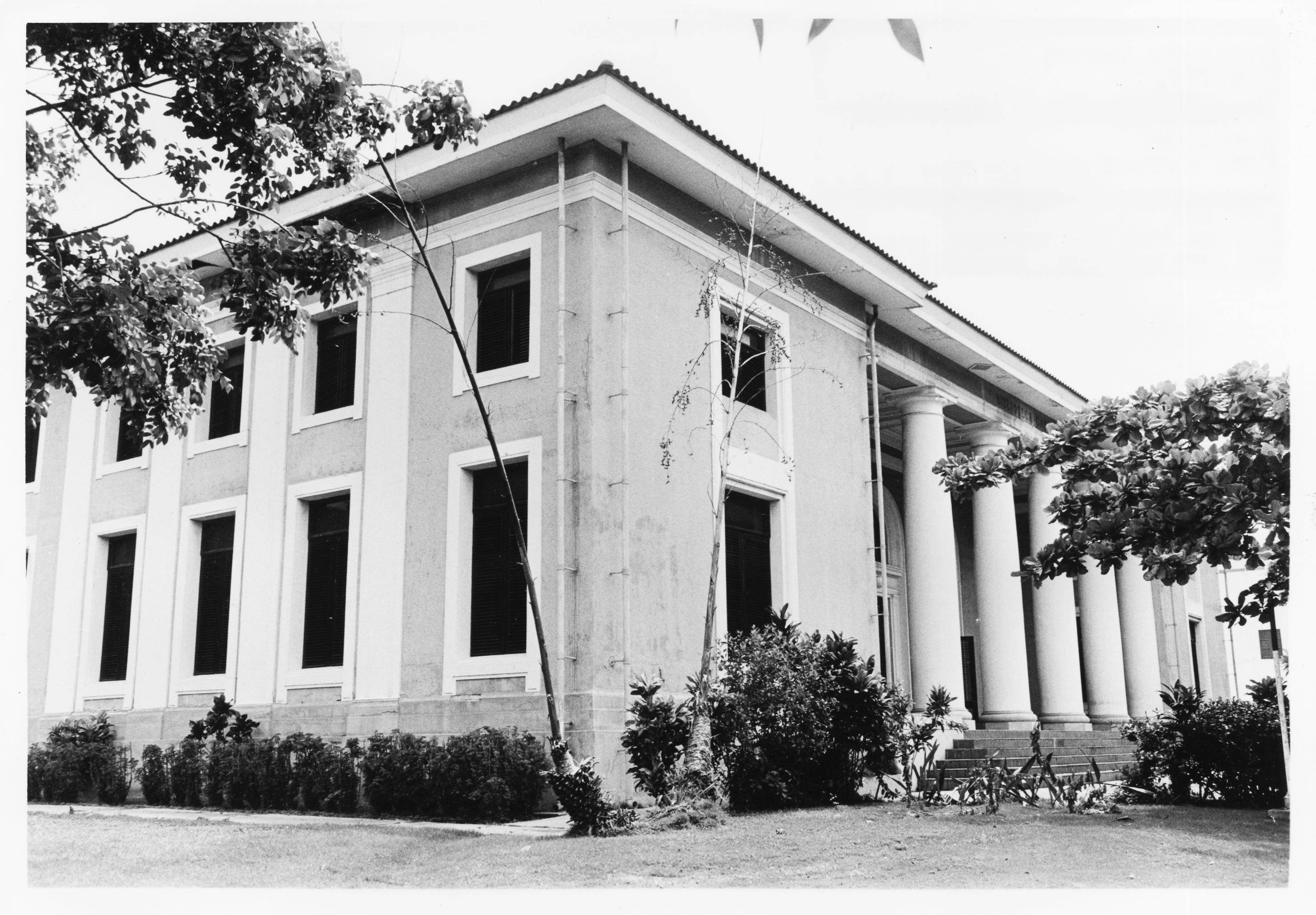 Biblioteca Carnegie - 83004196